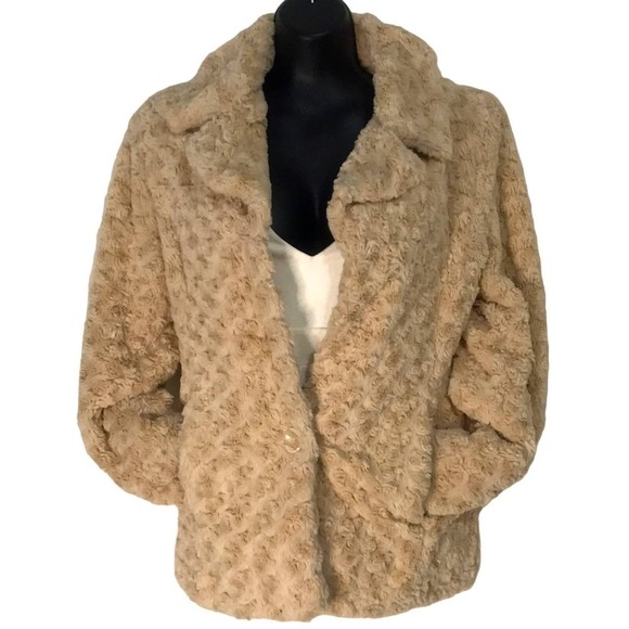Sisters Outerwear Tan Faux Fur Jacket with pockets size small - Picture 1 of 7